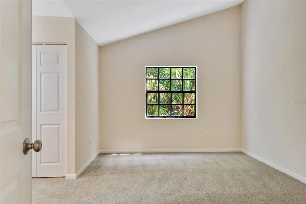100 Coral Reef Court N Palm Coast FL 32137