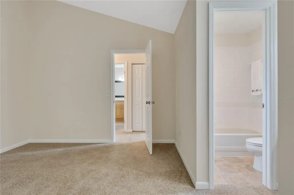 100 Coral Reef Court N Palm Coast FL 32137