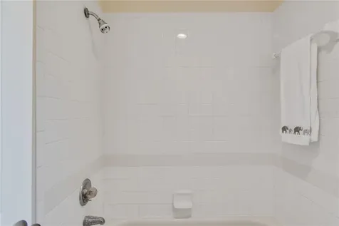 100 Coral Reef Court N Palm Coast FL 32137