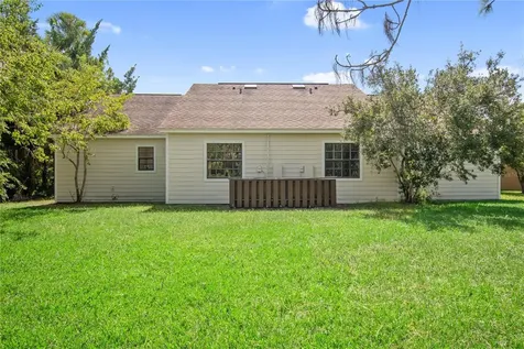 100 Coral Reef Court N Palm Coast FL 32137