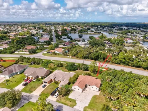 100 Coral Reef Court N Palm Coast FL 32137