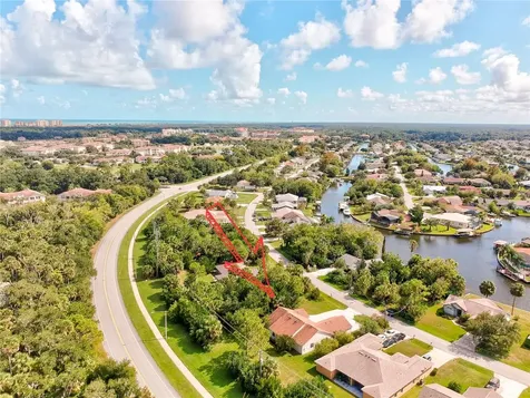 100 Coral Reef Court N Palm Coast FL 32137
