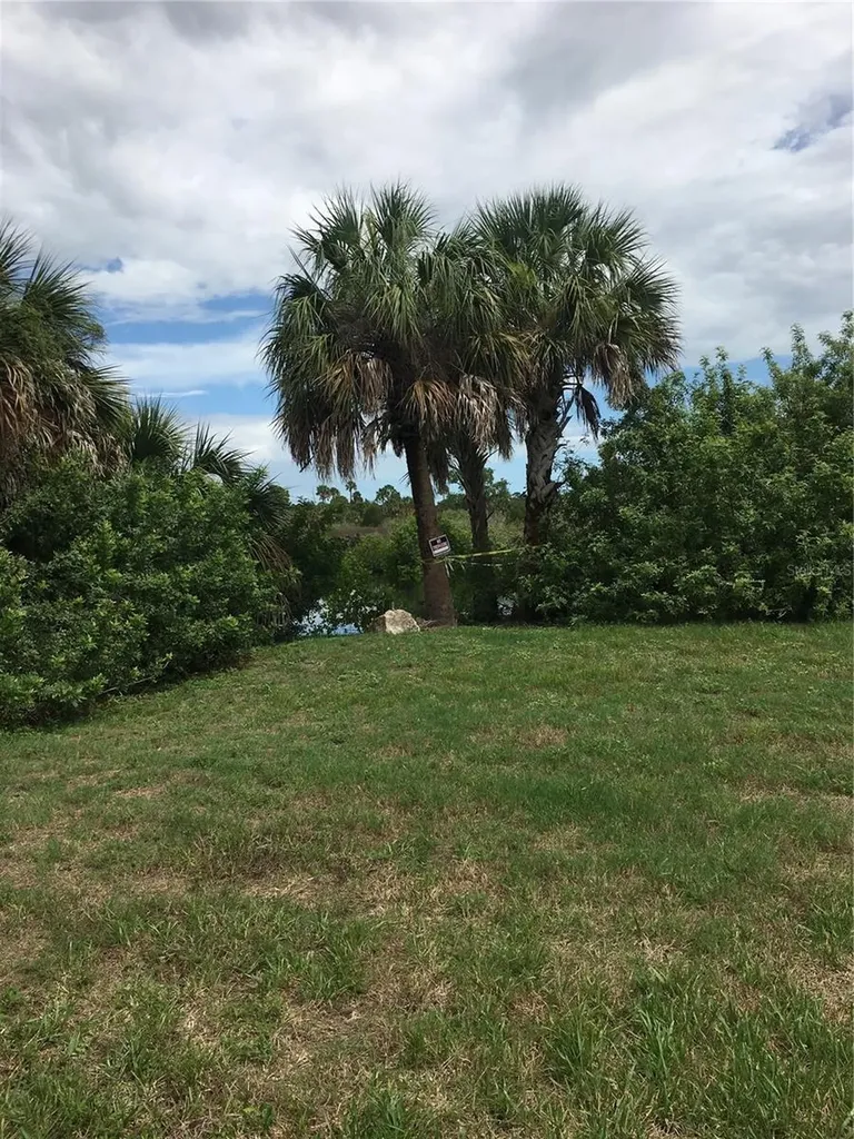 153 N Croft Avenue Inverness FL 34453