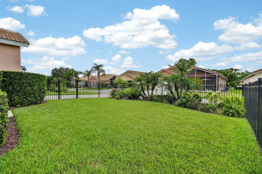 3451 Poneta Avenue New Smyrna Beach FL 32168