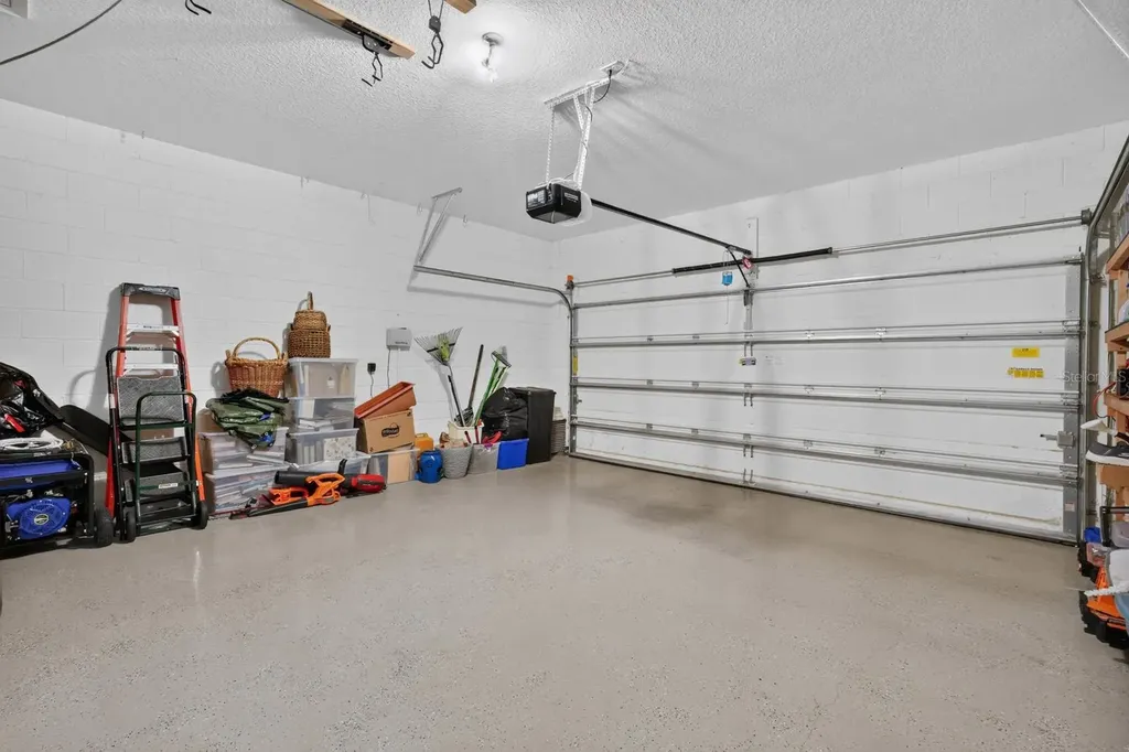 3451 Poneta Avenue New Smyrna Beach FL 32168