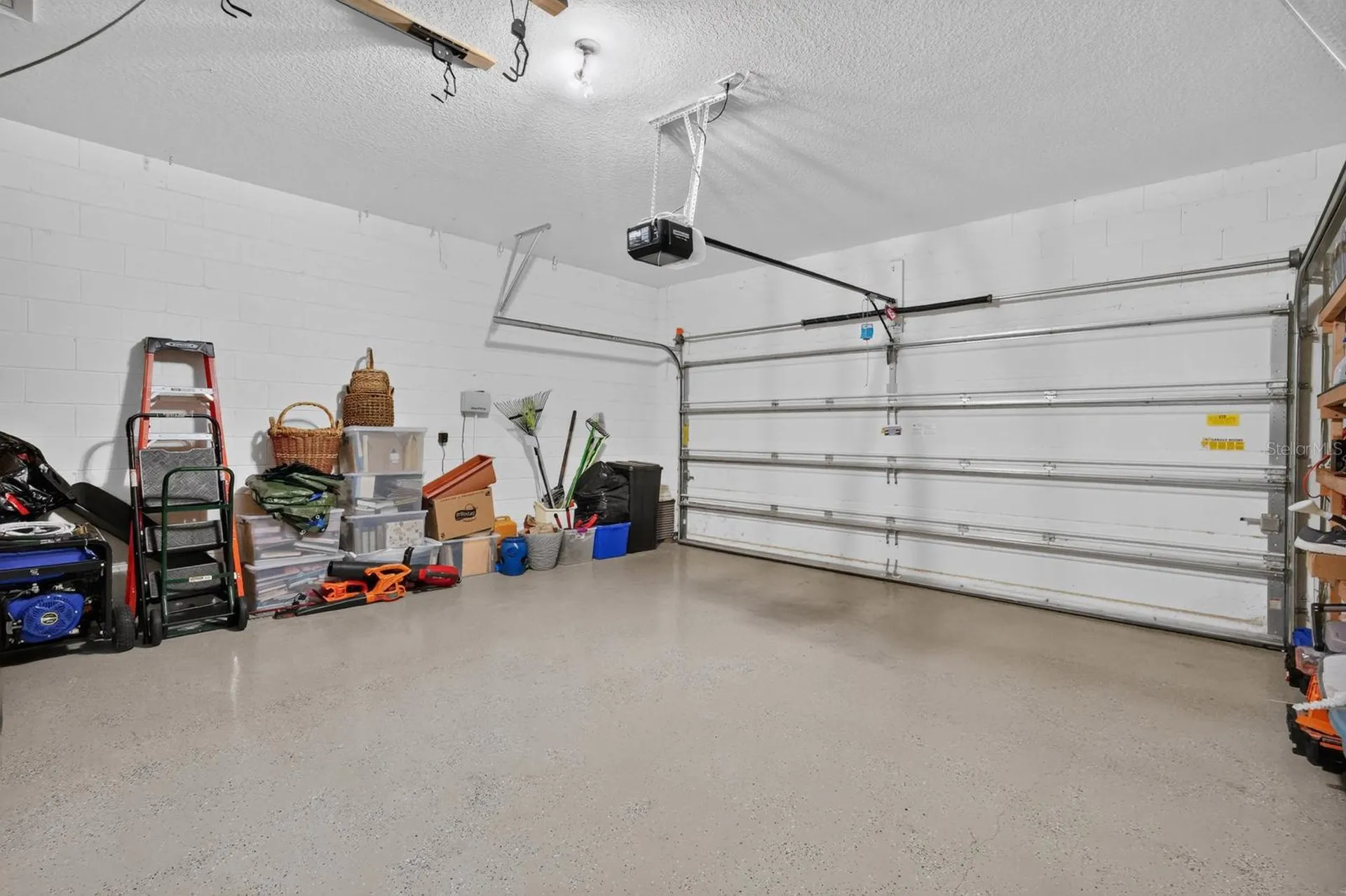 3451 Poneta Avenue New Smyrna Beach FL 32168