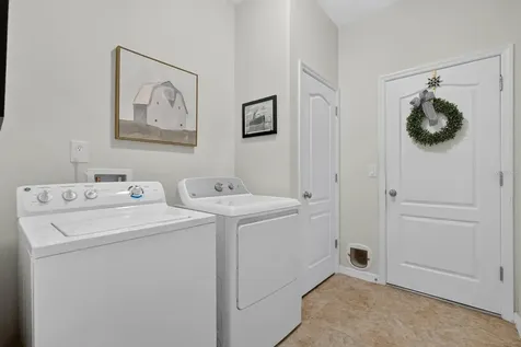 3451 Poneta Avenue New Smyrna Beach FL 32168