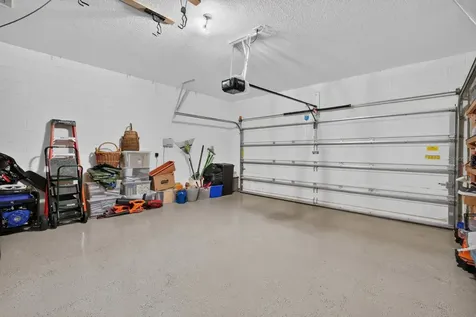3451 Poneta Avenue New Smyrna Beach FL 32168