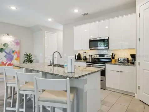 7989 Formosa Valley Place Kissimmee FL 34747