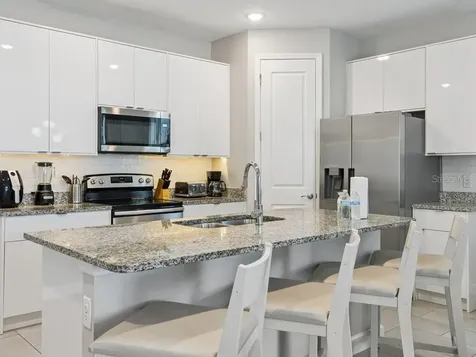 7989 Formosa Valley Place Kissimmee FL 34747