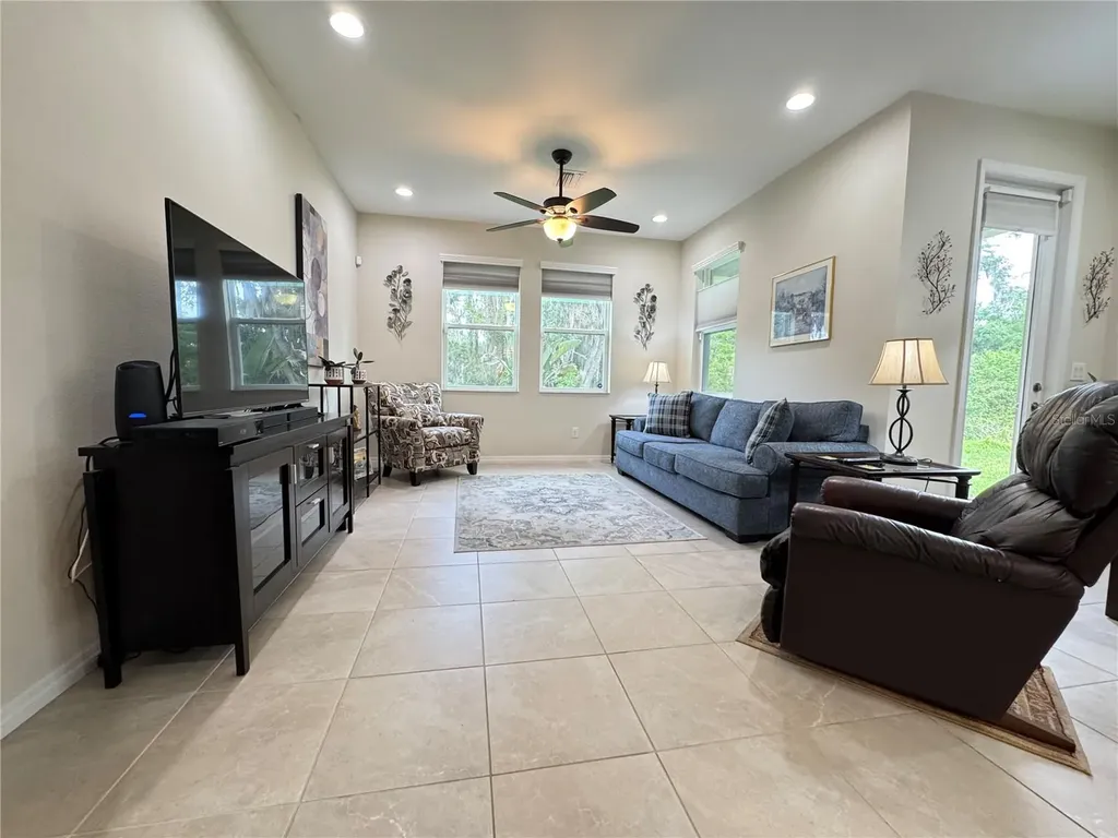 6712 Rocky Park Street Tampa FL 33625
