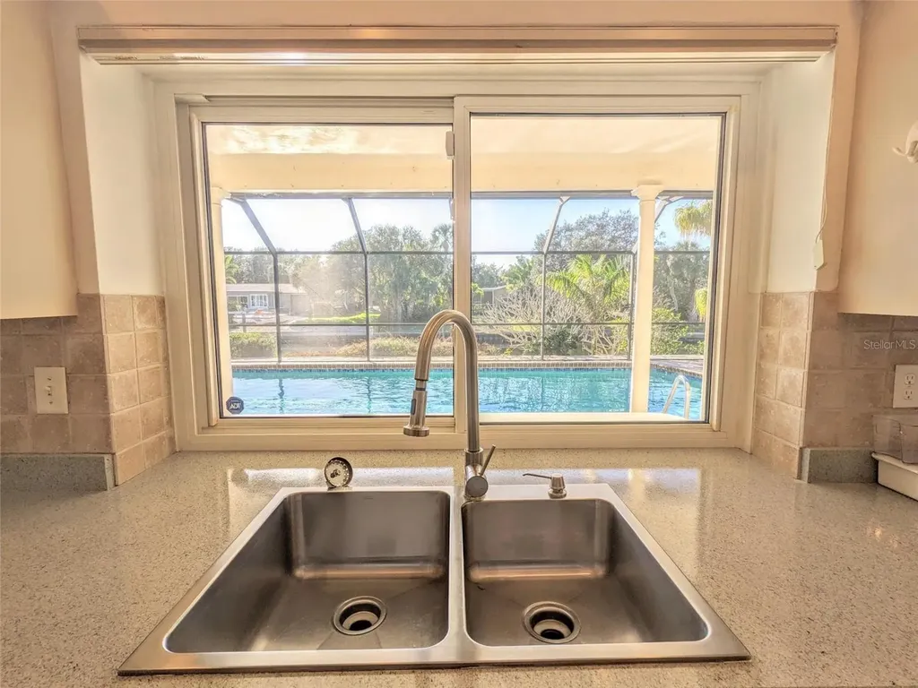 5456 Azure Way Sarasota FL 34242