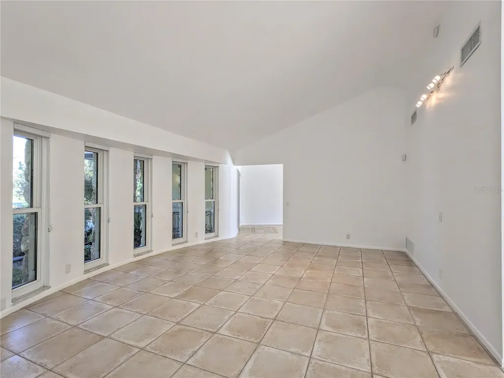 5456 Azure Way Sarasota FL 34242