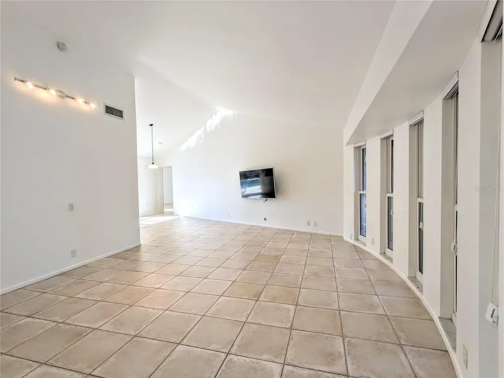5456 Azure Way Sarasota FL 34242