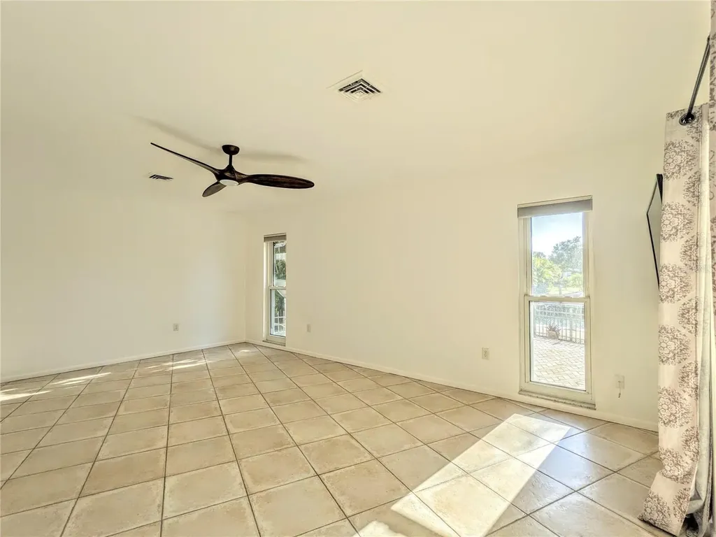 5456 Azure Way Sarasota FL 34242