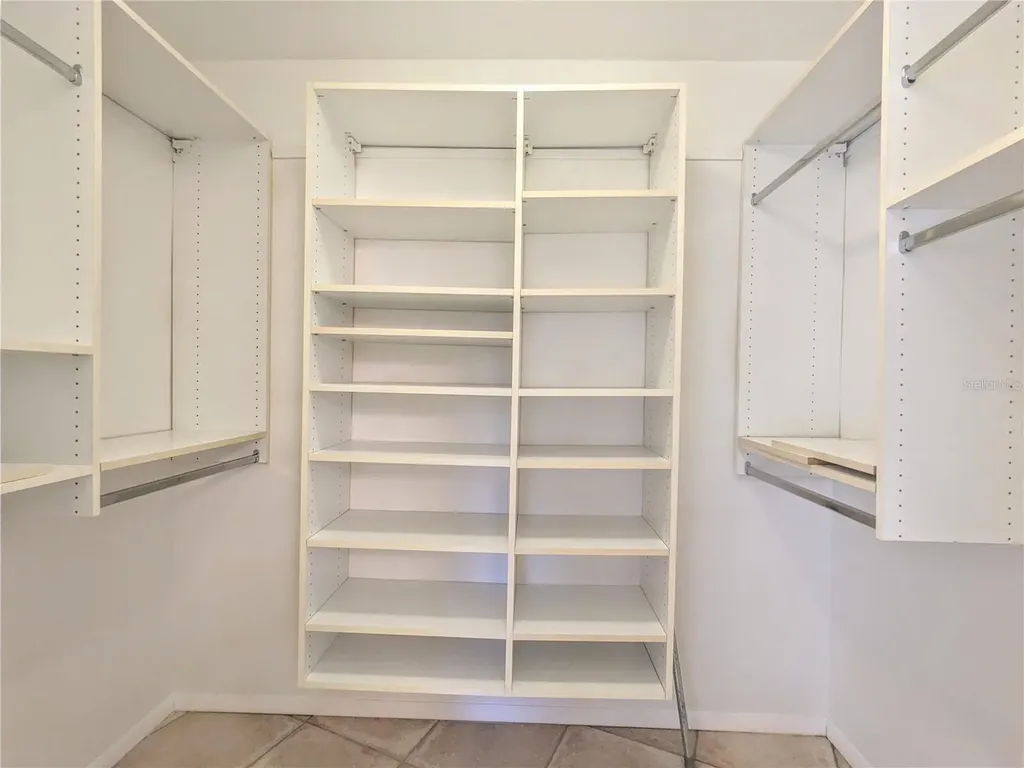 5456 Azure Way Sarasota FL 34242
