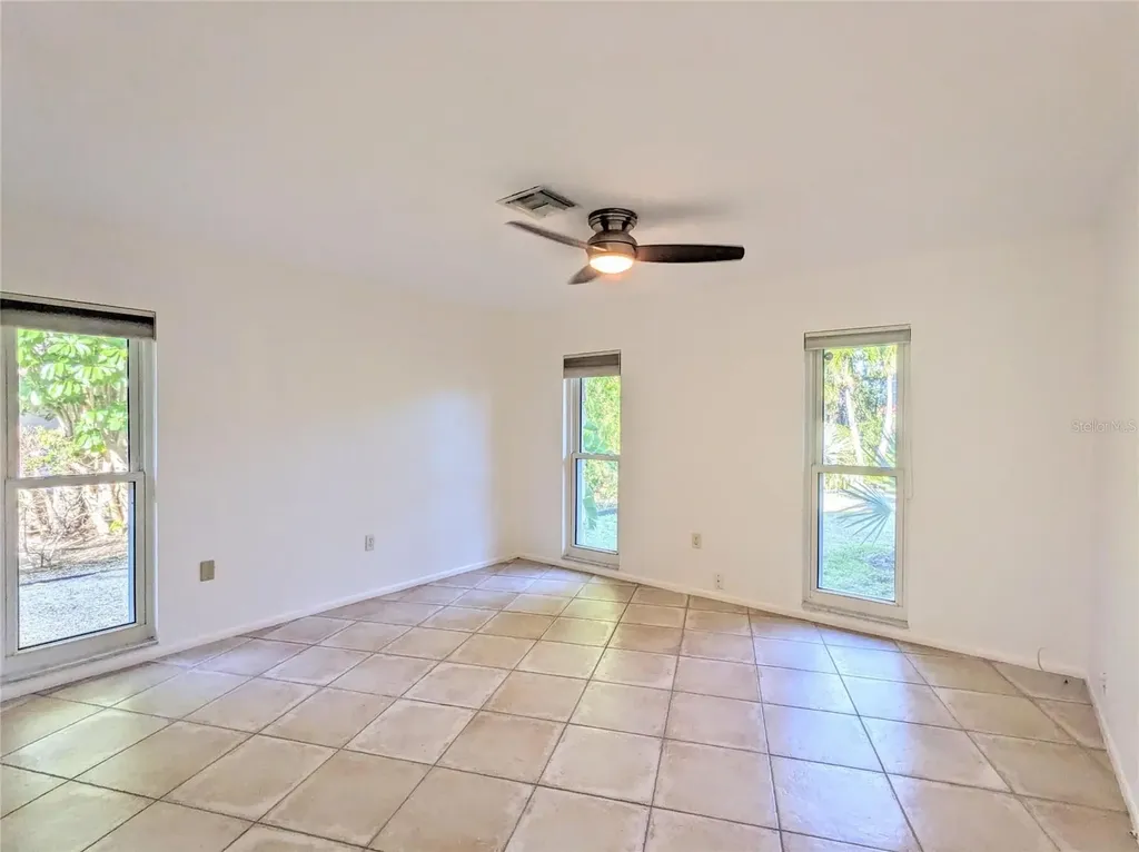 5456 Azure Way Sarasota FL 34242