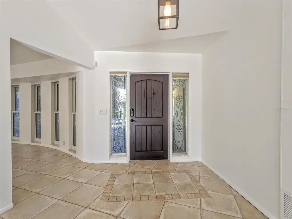 5456 Azure Way Sarasota FL 34242