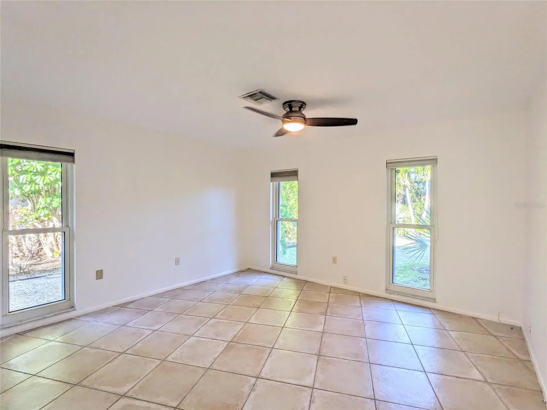 5456 Azure Way Sarasota FL 34242