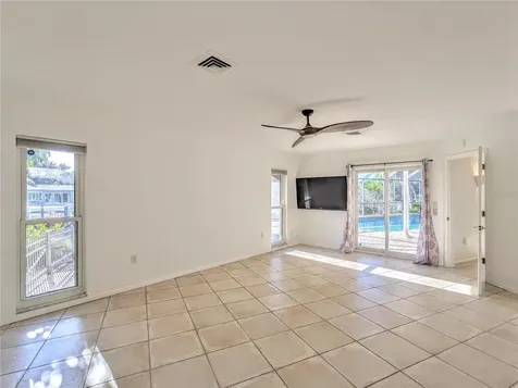 5456 Azure Way Sarasota FL 34242