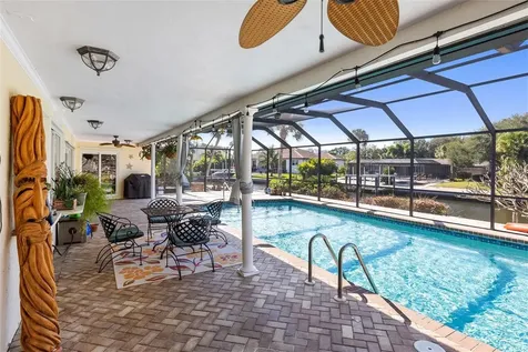 5456 Azure Way Sarasota FL 34242