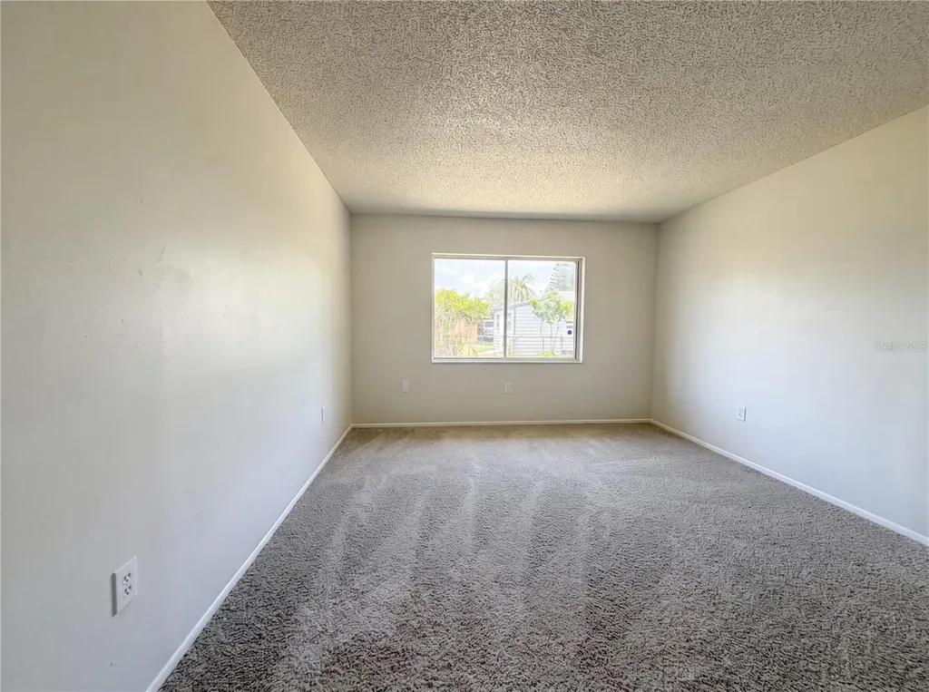 607 33rd Avenue Drive E Bradenton FL 34208