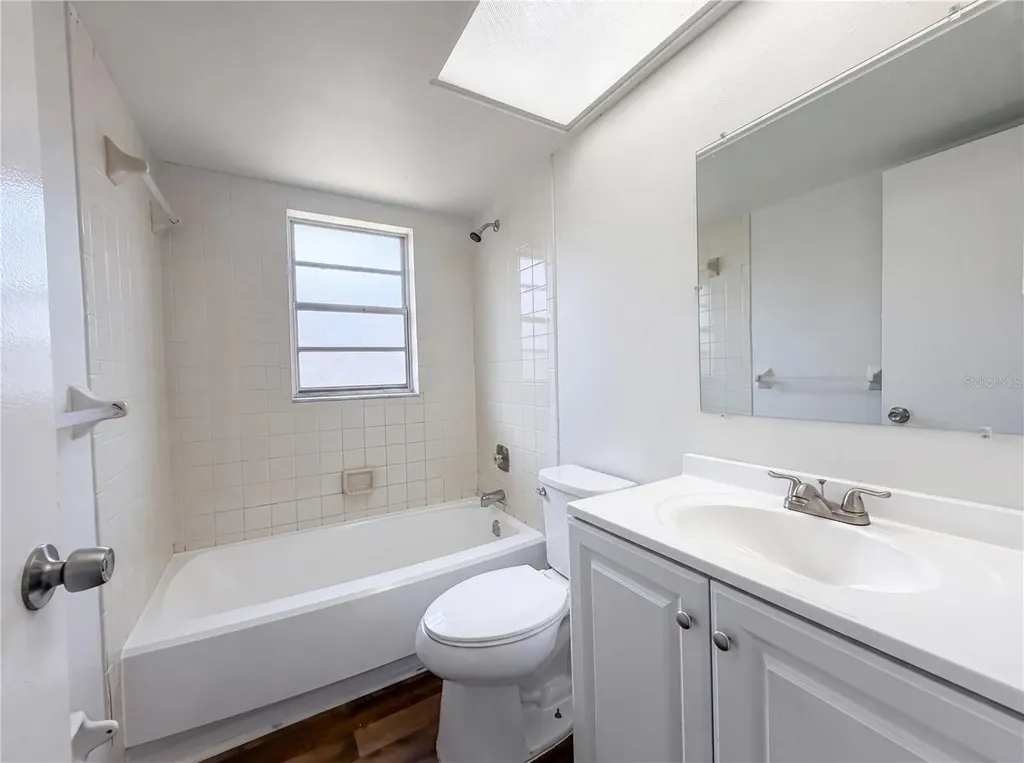 607 33rd Avenue Drive E Bradenton FL 34208