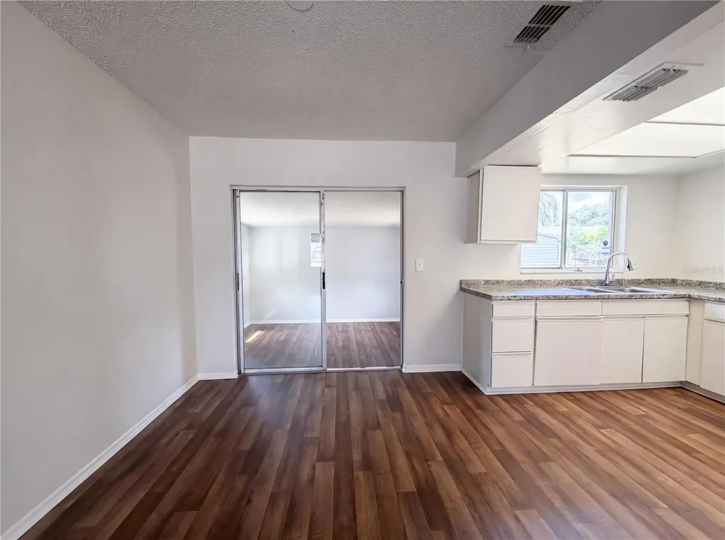 607 33rd Avenue Drive E Bradenton FL 34208