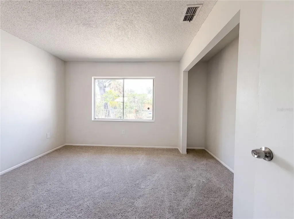 607 33rd Avenue Drive E Bradenton FL 34208