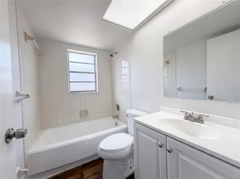 607 33rd Avenue Drive E Bradenton FL 34208