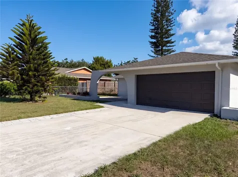607 33rd Avenue Drive E Bradenton FL 34208