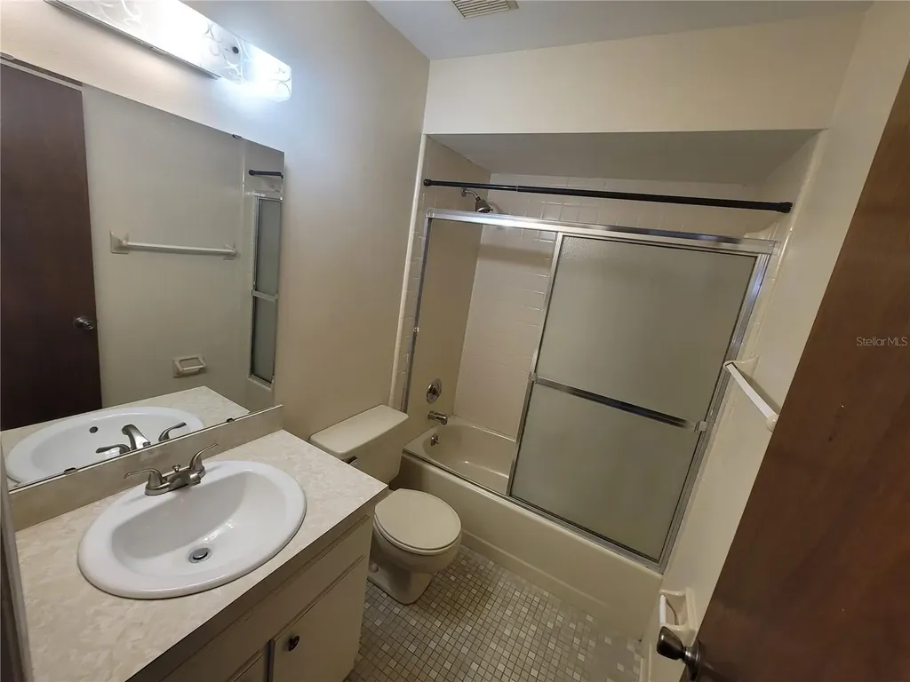 456 Hunter Circle Kissimmee FL 34758