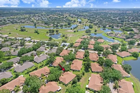 2418 New Haven Circle Sun City Center FL 33573