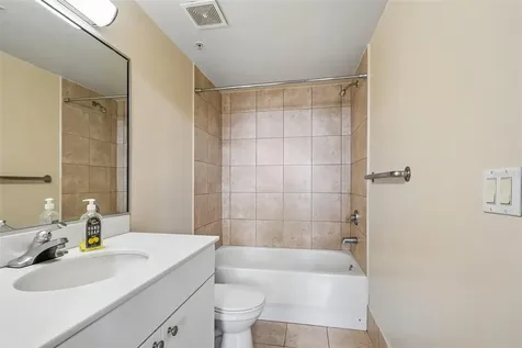 2515 SW 35th Place Gainesville FL 32608