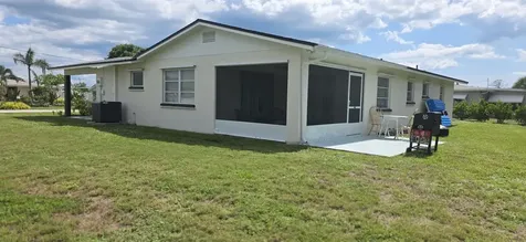 460 Creek Lane Drive Englewood FL 34223