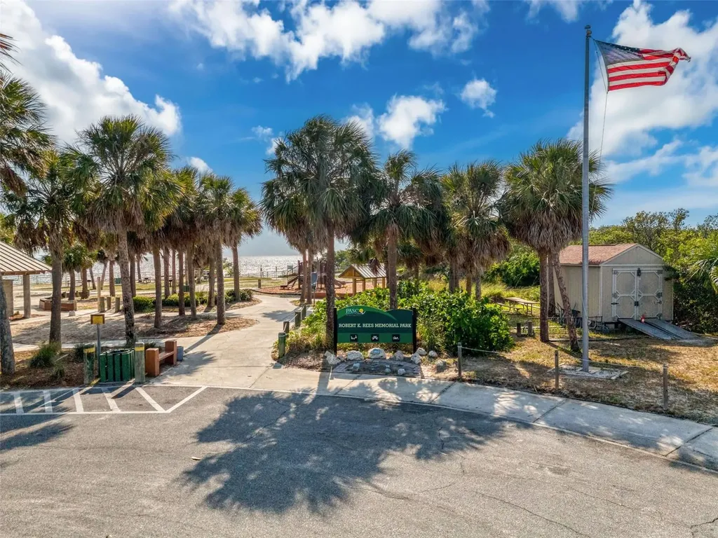 5635 Montana Avenue New Port Richey FL 34652
