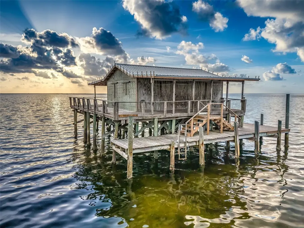 5635 Montana Avenue New Port Richey FL 34652