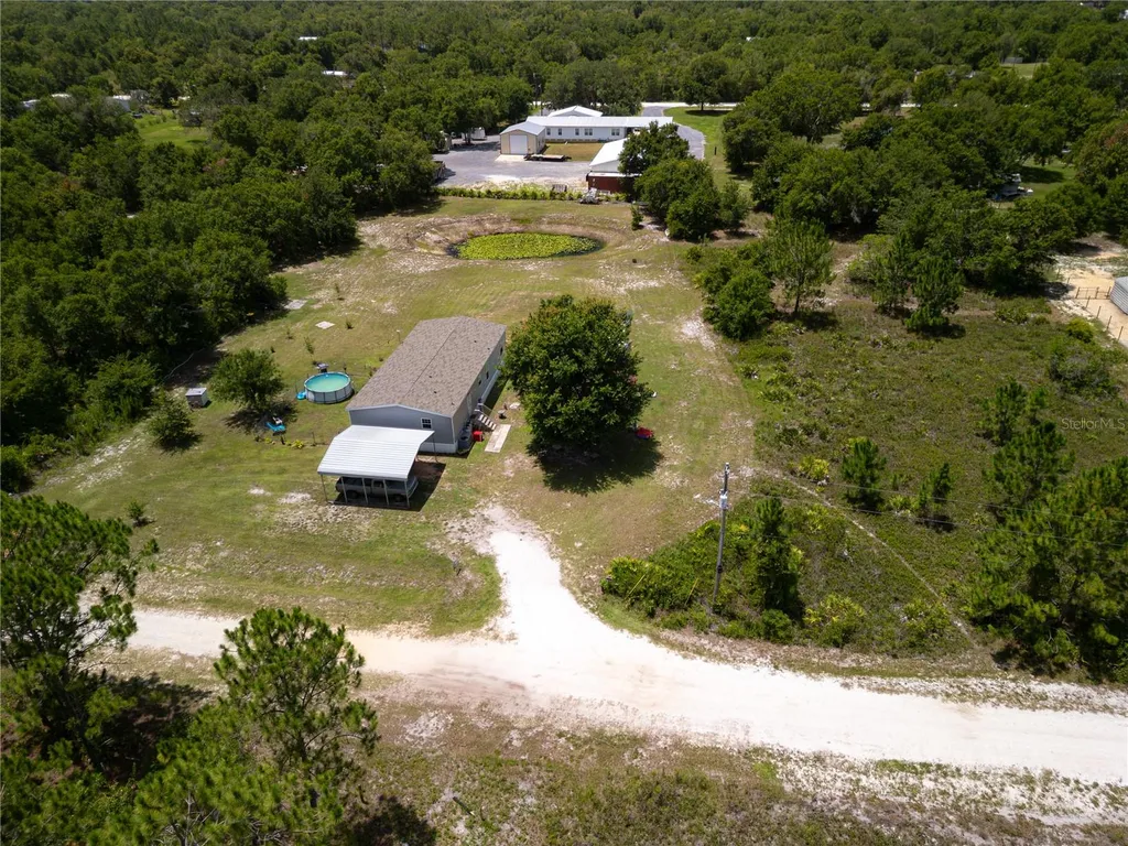 1833 E Sunnyside Drive Lorida FL 33857