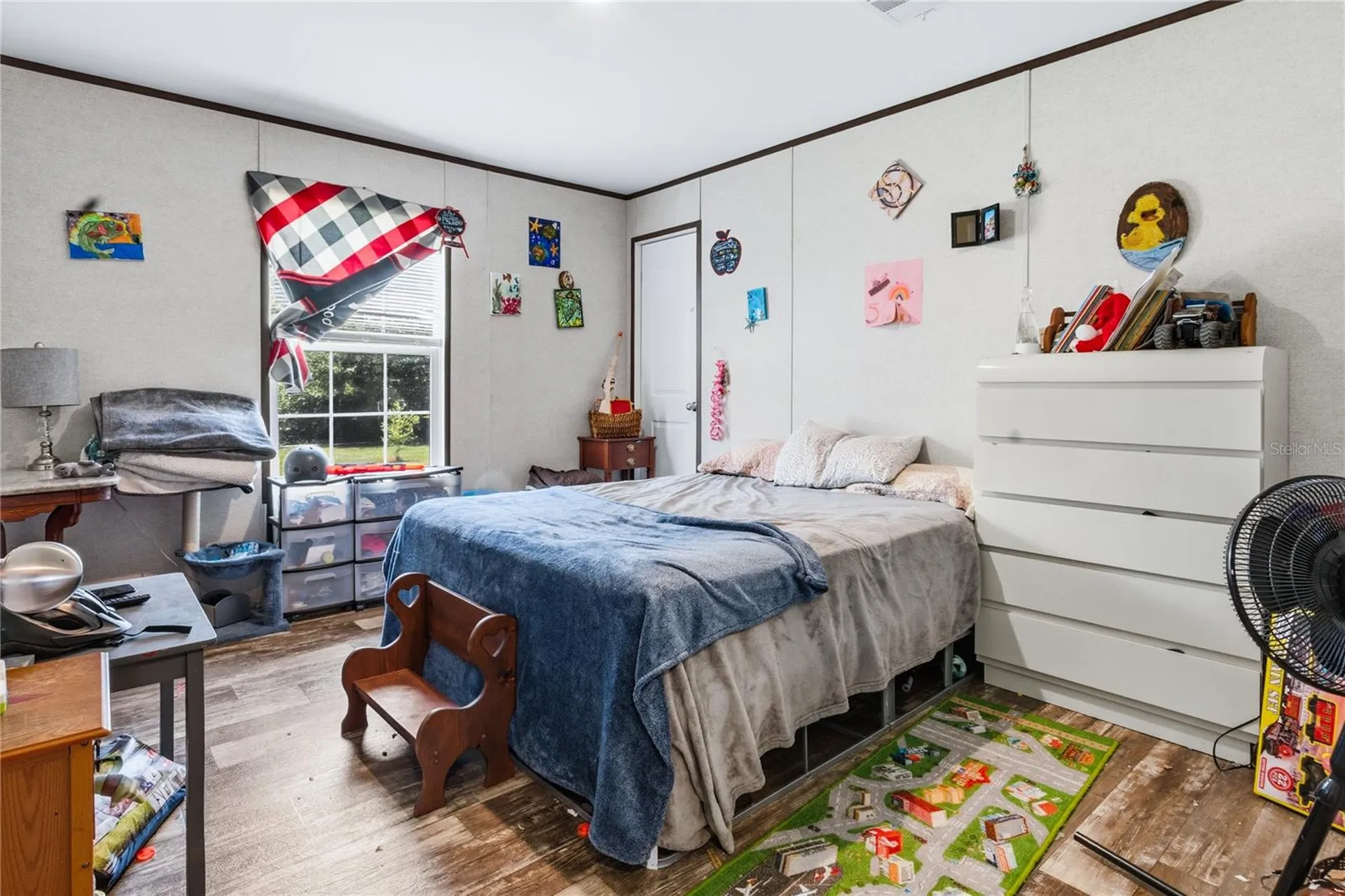 1833 E Sunnyside Drive Lorida FL 33857