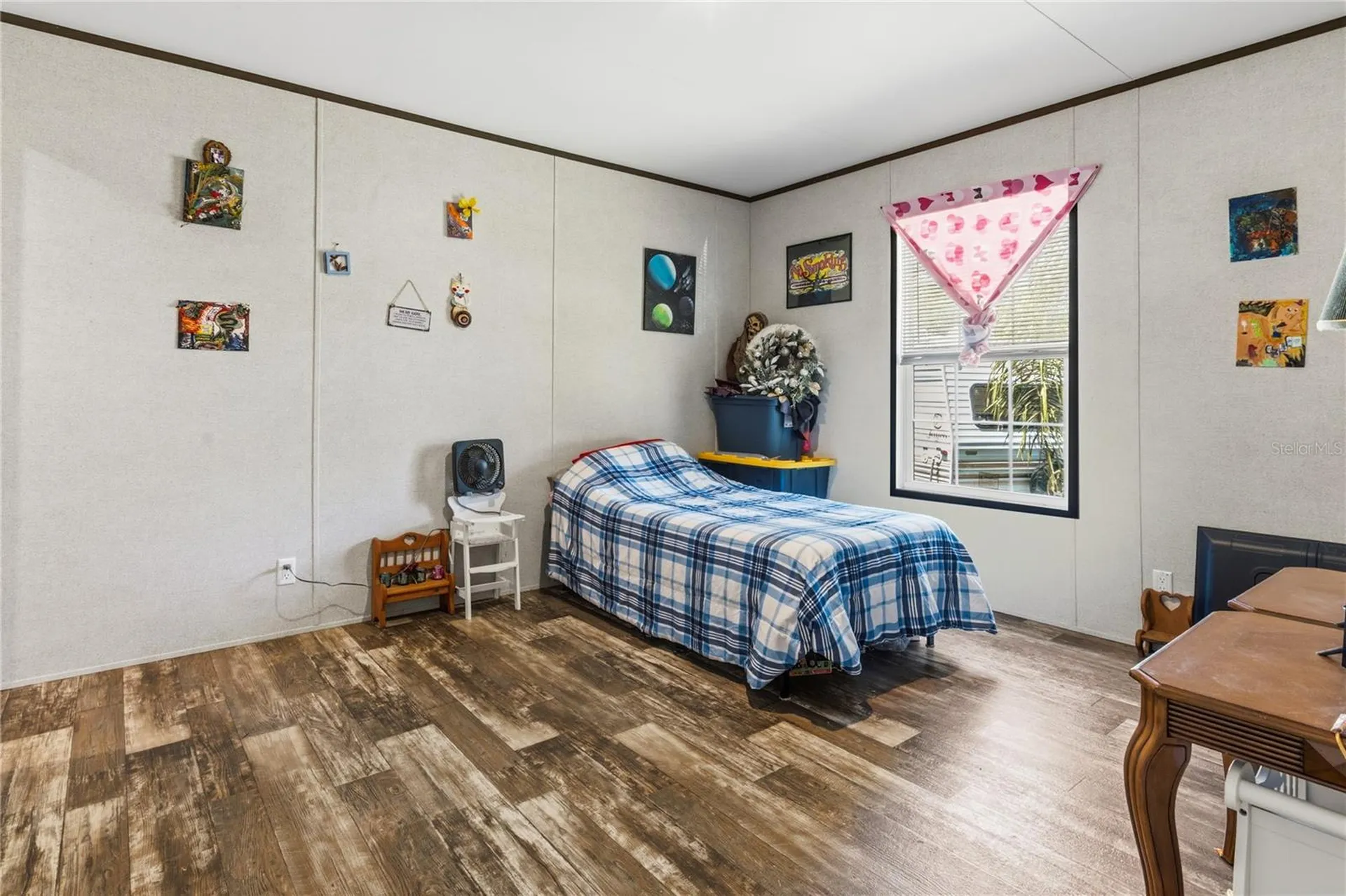 1833 E Sunnyside Drive Lorida FL 33857