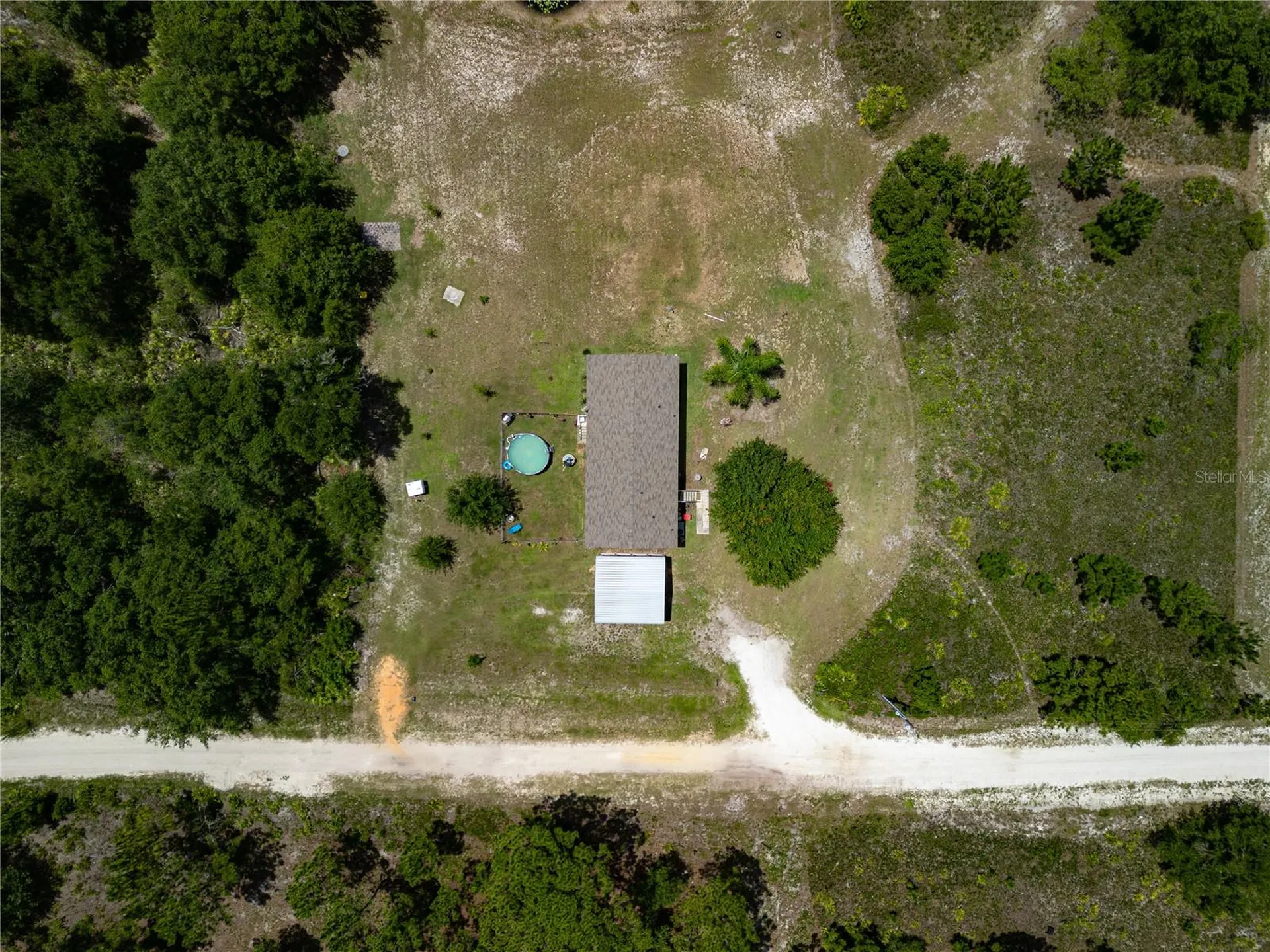 1833 E Sunnyside Drive Lorida FL 33857