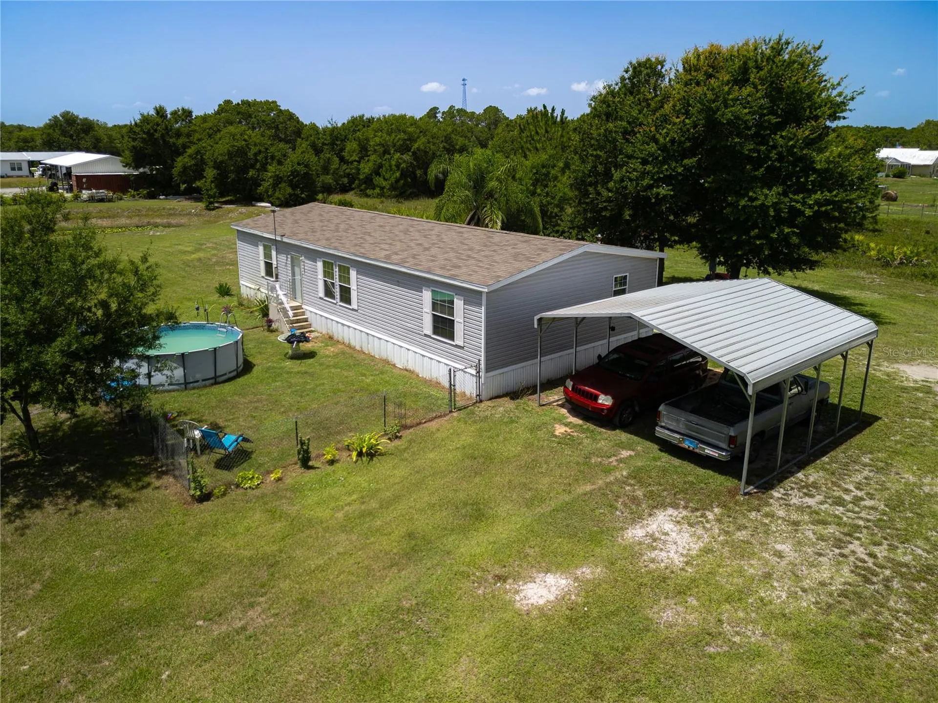 1833 E Sunnyside Drive Lorida FL 33857