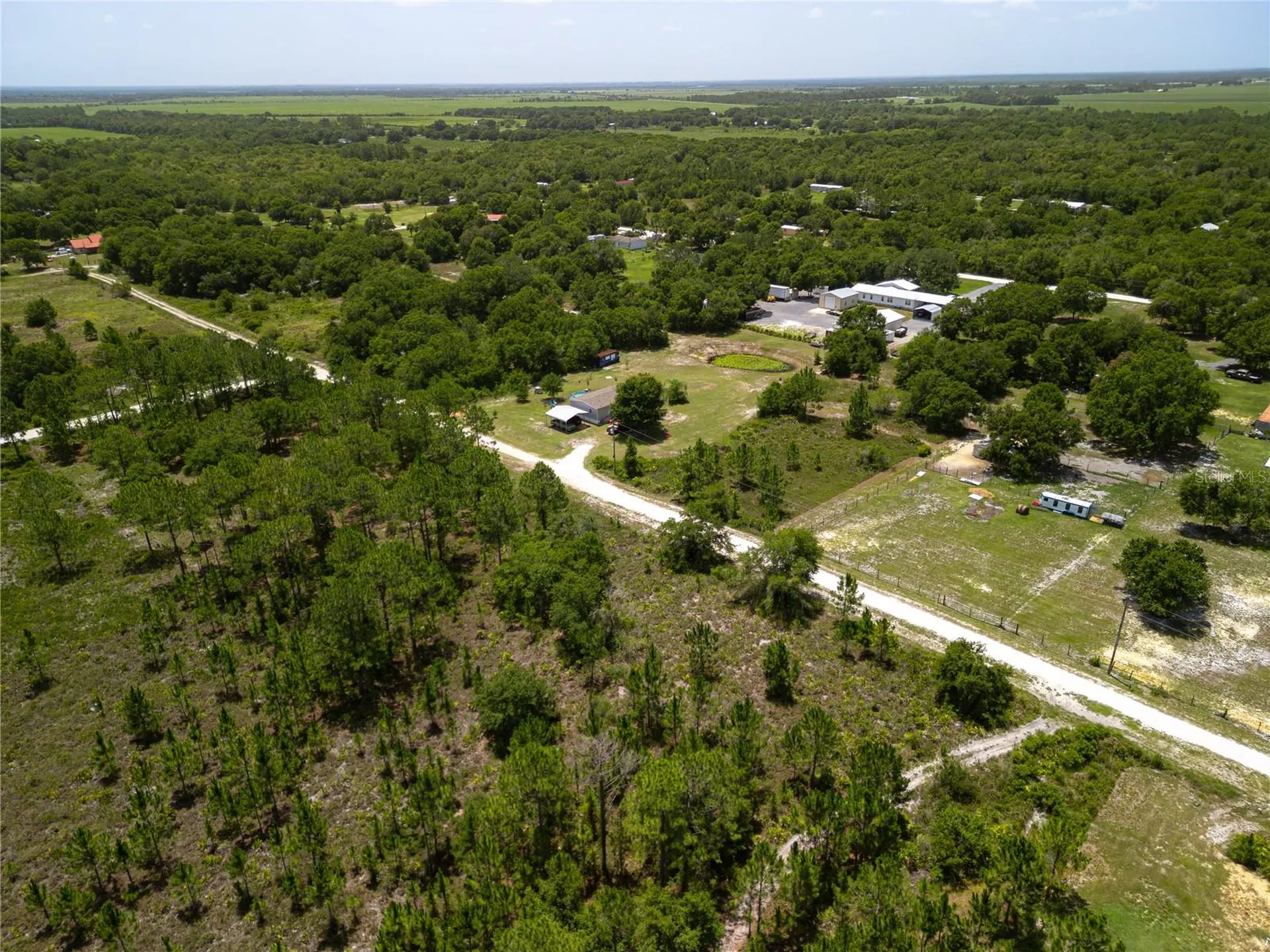 1833 E Sunnyside Drive Lorida FL 33857