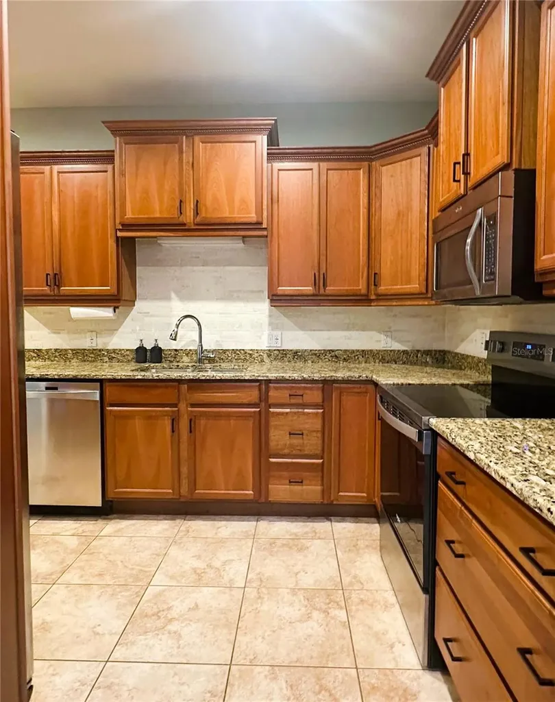 2543 Gloriosa Drive Palm Harbor FL 34684