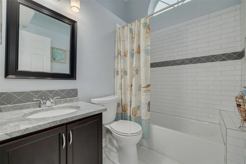 1848 77th Avenue N St Petersburg FL 33702