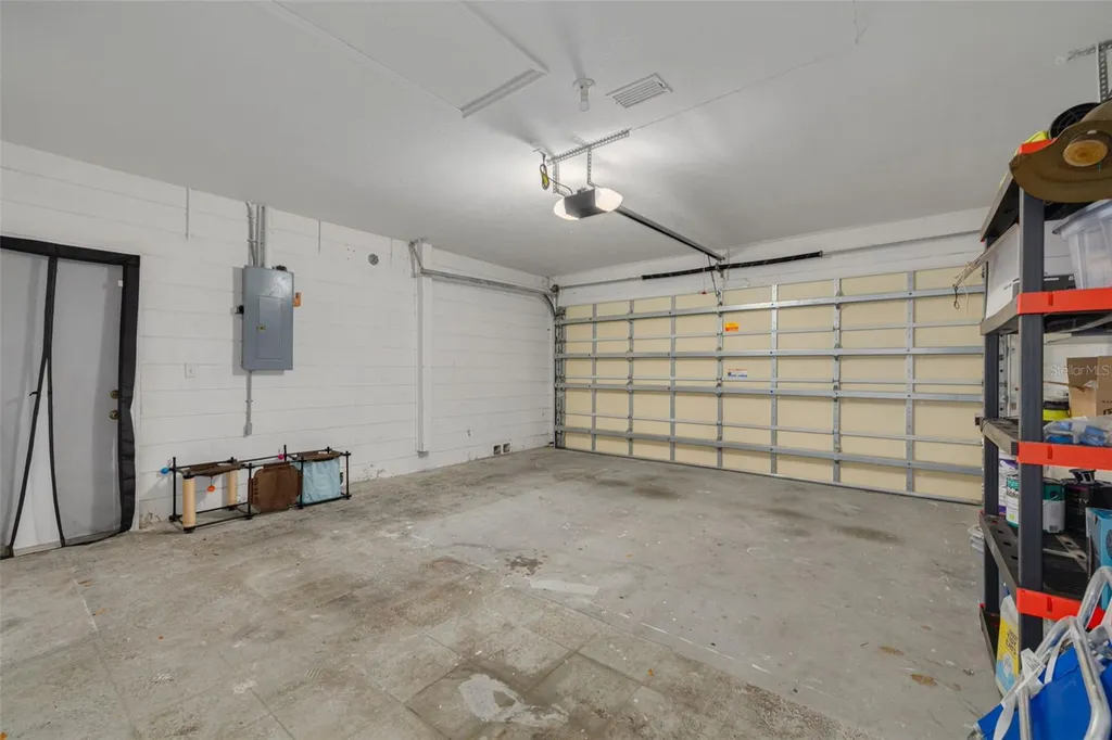 1848 77th Avenue N St Petersburg FL 33702