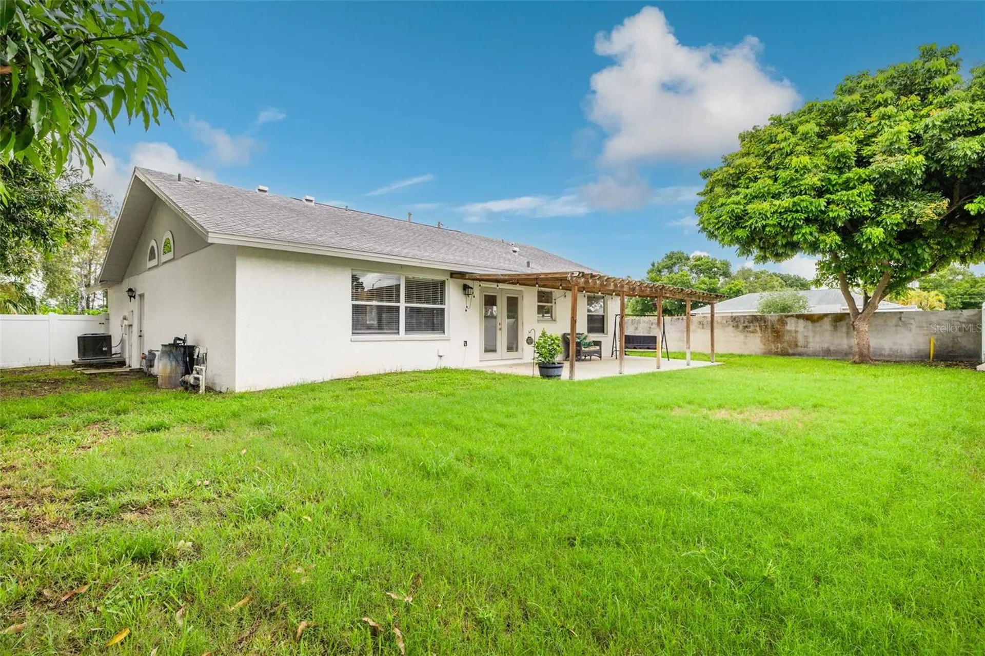 1848 77th Avenue N St Petersburg FL 33702