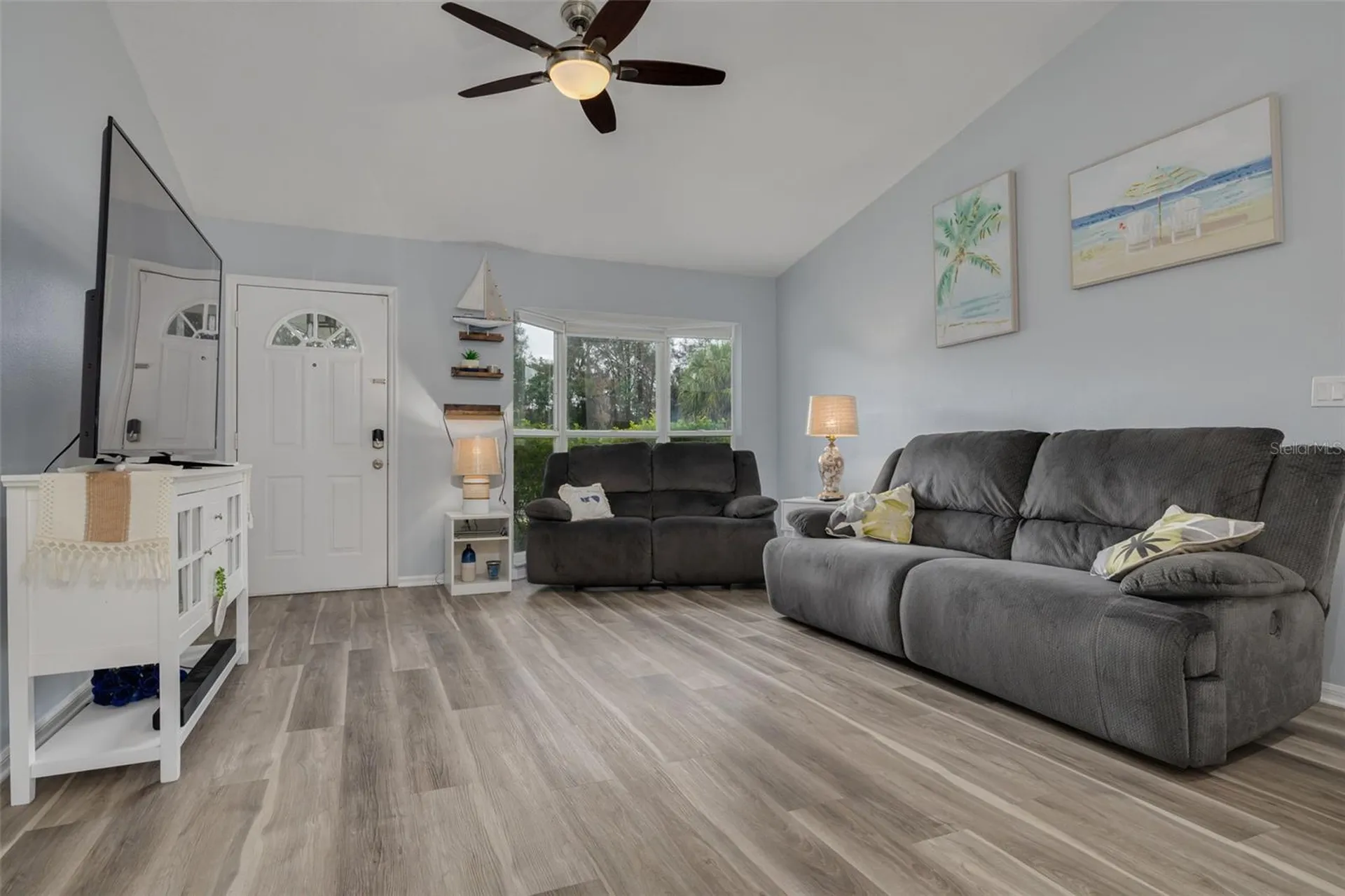 1848 77th Avenue N St Petersburg FL 33702