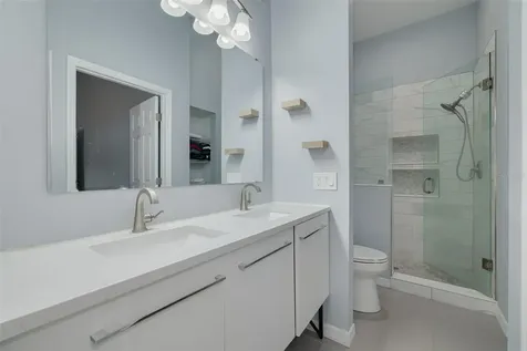 1848 77th Avenue N St Petersburg FL 33702