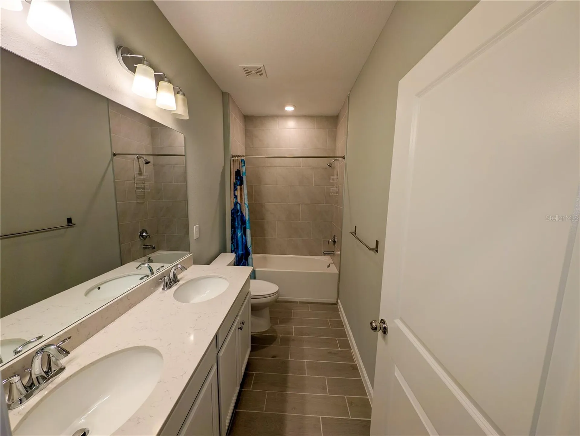 2022 NW 44th Court Road Ocala FL 34482
